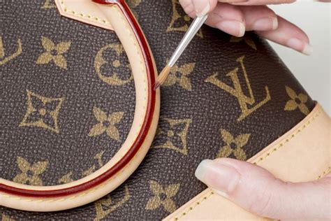 louis Vuitton Bag repair cost